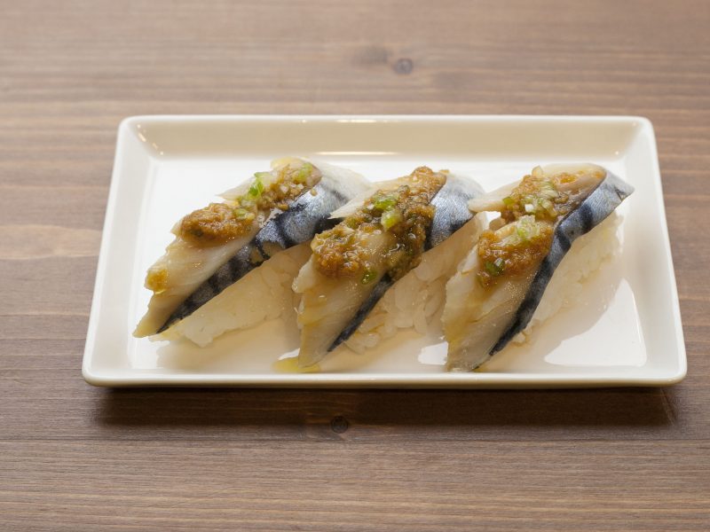 nigiri di sgombro